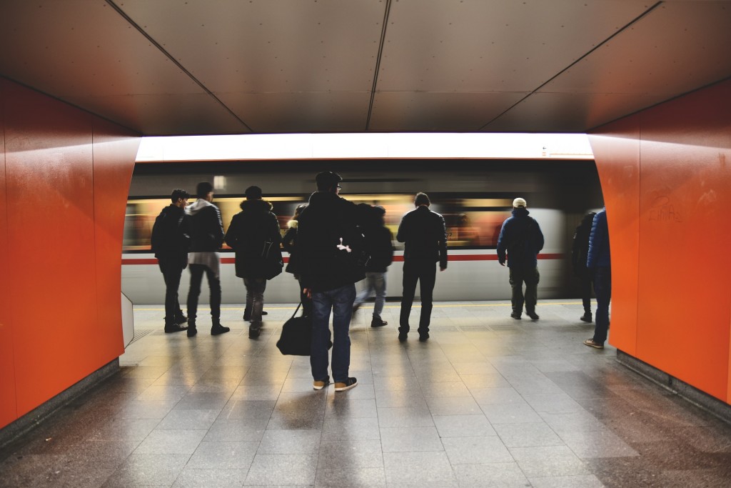 Try to avoid the subway during the slow weekend schedule. 